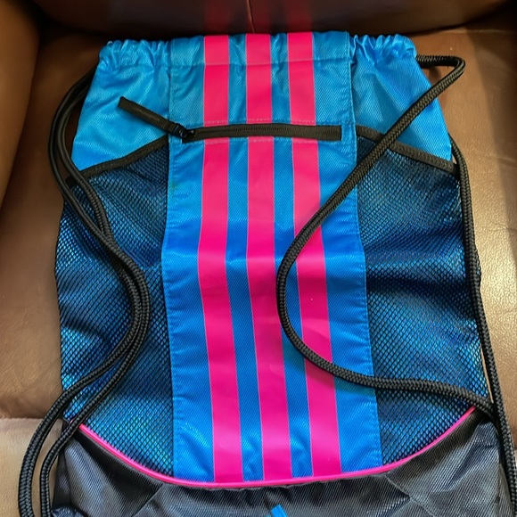 Adidas Cinch Back Pack, string closure blue front with pink stripes, black back - Picture 4 of 5